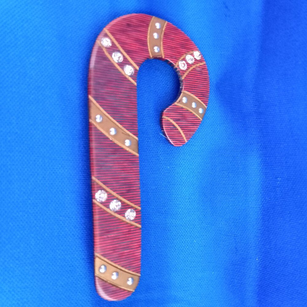 VTG mid century color changing candy cane pin with rhinestones plastic lucite
